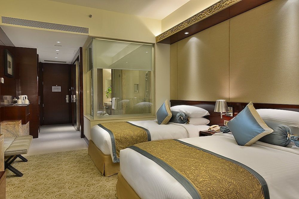 Crowne Plaza Ahmedabad City Centre, an IHG Hotel Standard Room, 2 Twin Beds 3