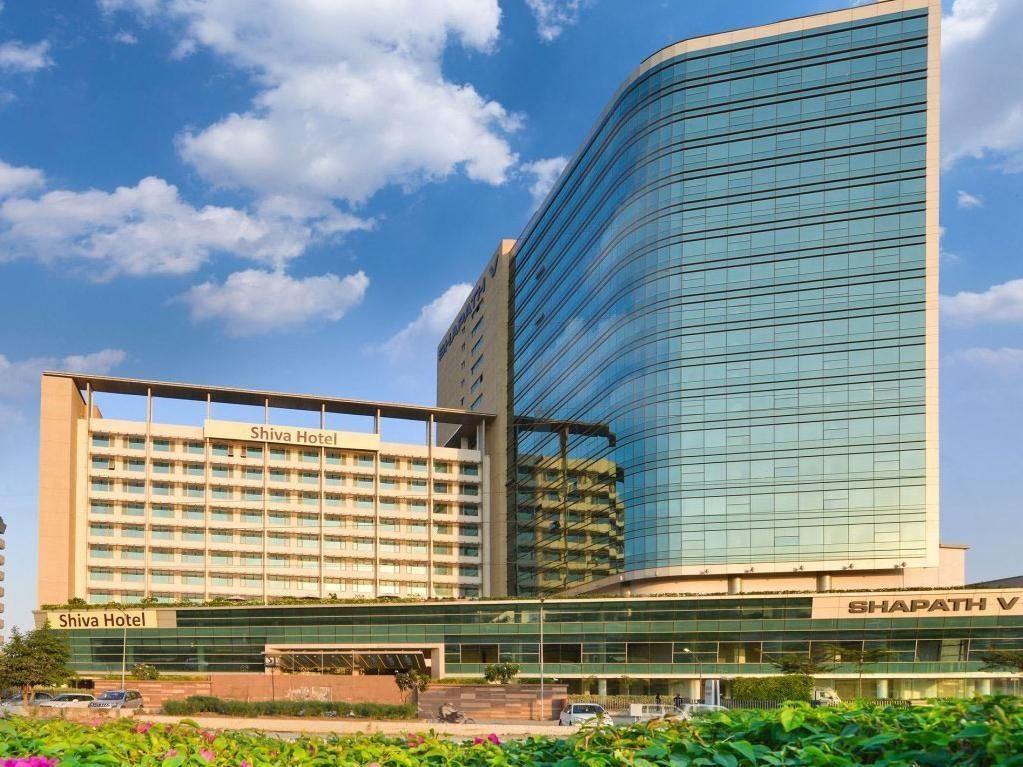 undefined Crowne Plaza Ahmedabad City Centre, an IHG Hotel 9