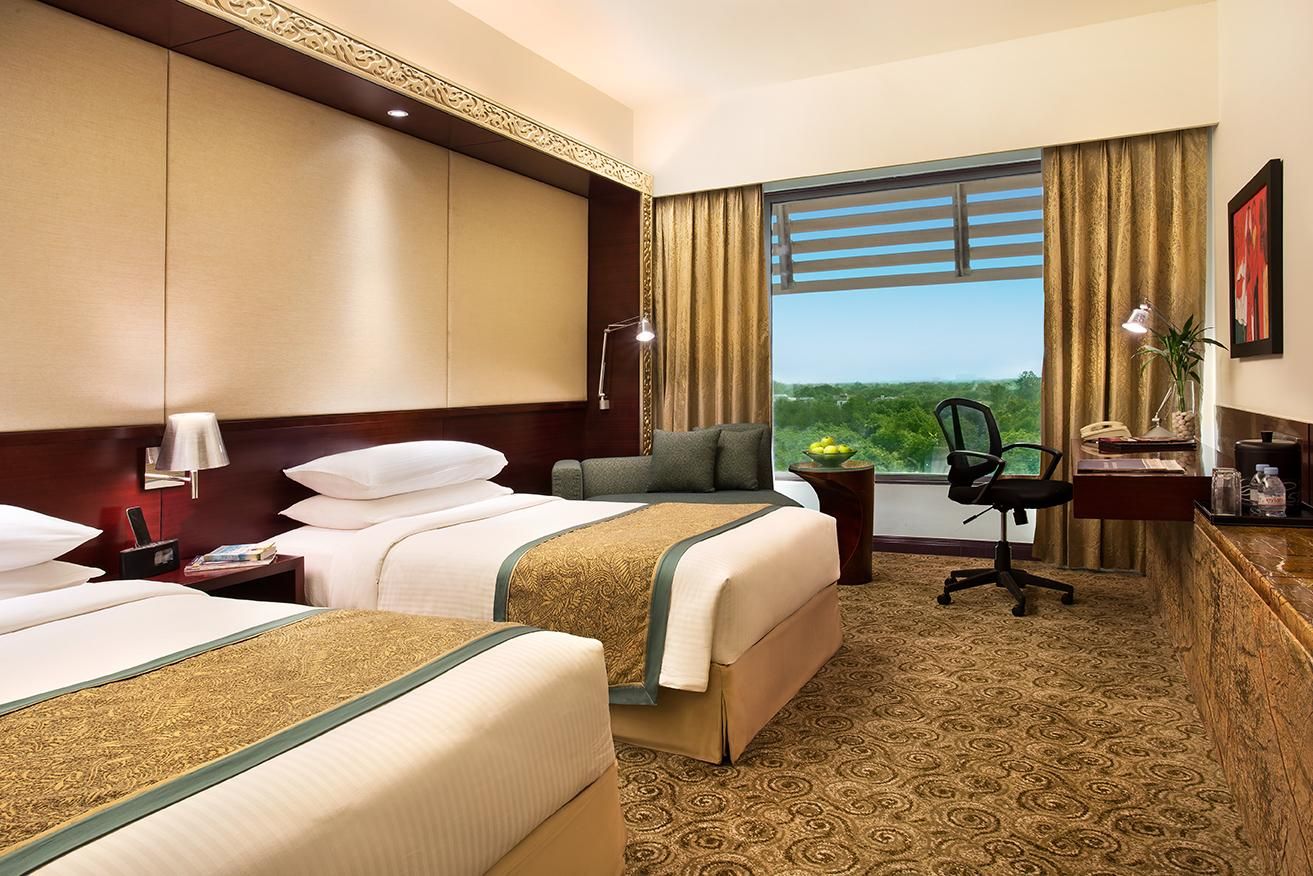 Crowne Plaza Ahmedabad City Centre, an IHG Hotel Standard Room, 2 Twin Beds 2