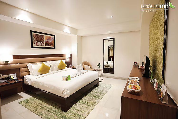 Leisure inn Room Happy Hour 11 AM to 11 PM (1+1)