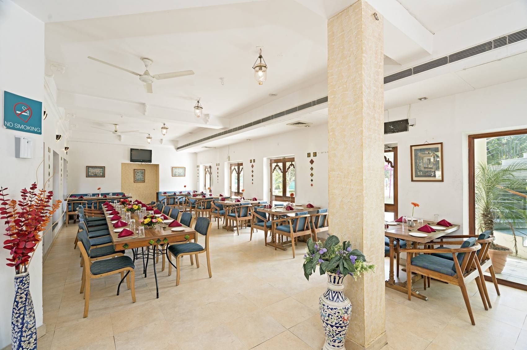 Food & Dining