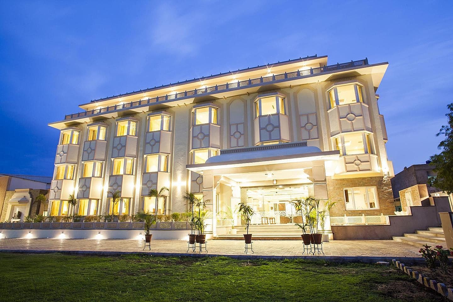 KK Royal Hotel & Convention Centre