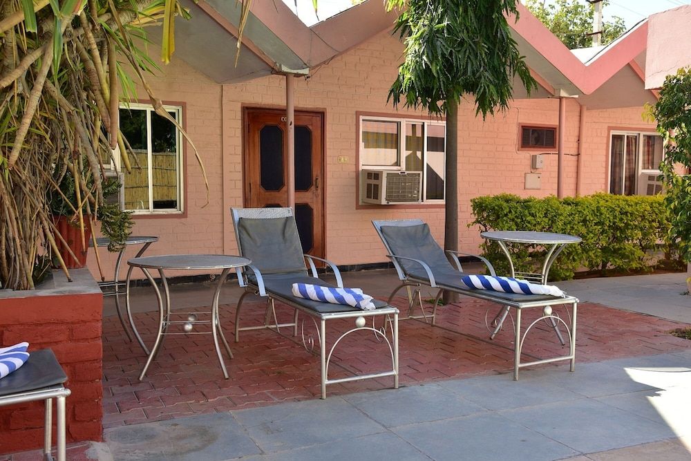 undefined Hotel Master Paradise 5