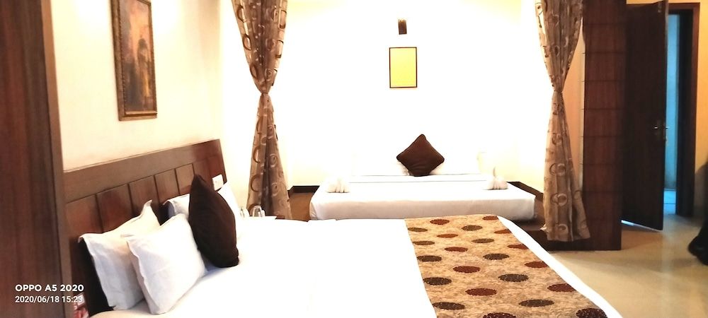 M Square Premier, A unit of BK Castles Premium Room 16