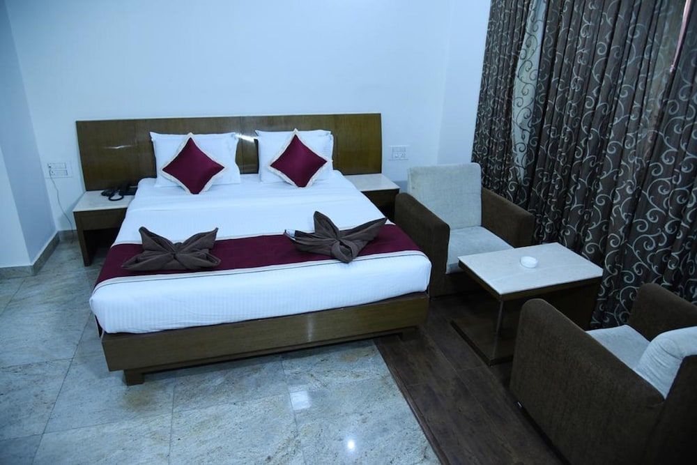 undefined Hotel Sarayu 5