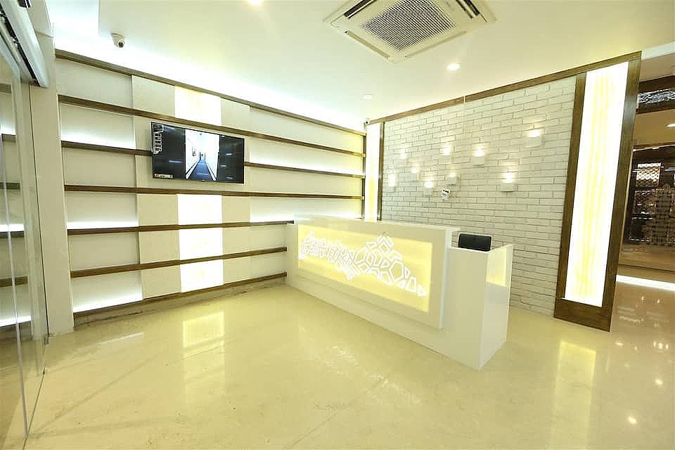 undefined Hotel President 2