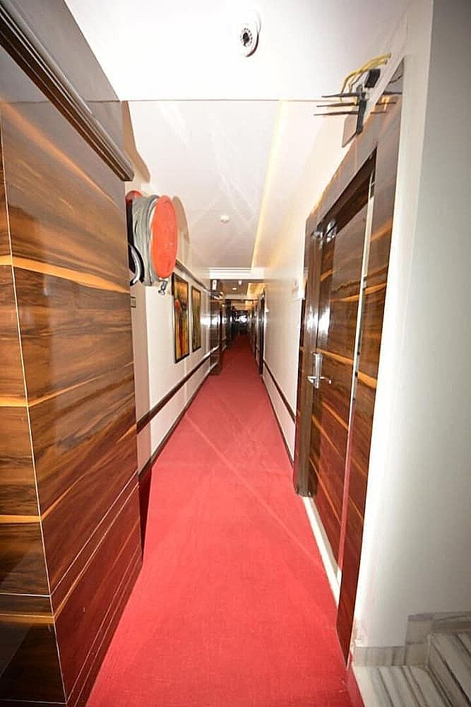 undefined Hotel President 4