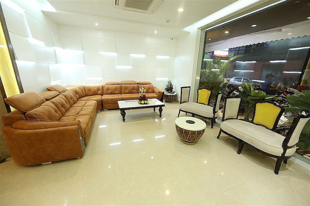 undefined Hotel President 3