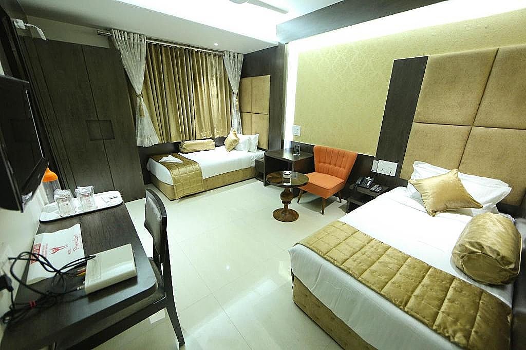 Hotel President Executive Deluxe Room 6