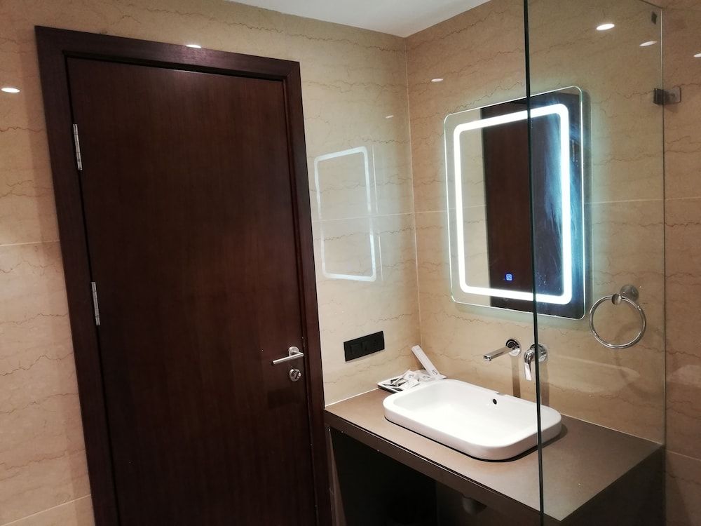 Patrician - Clover Executive Room 3