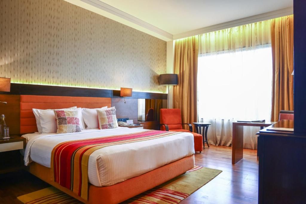 Balaji Sarovar Premier Solapur - A Sarovar Hotel Deluxe Room - 2 Single Beds 36SQM City View Free WiFi Shower 2