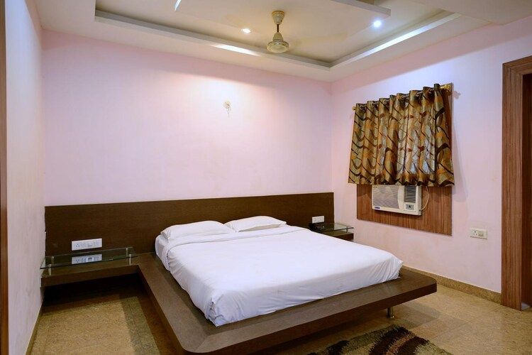 Relax INN Hotel & Resort Cottage Room 2