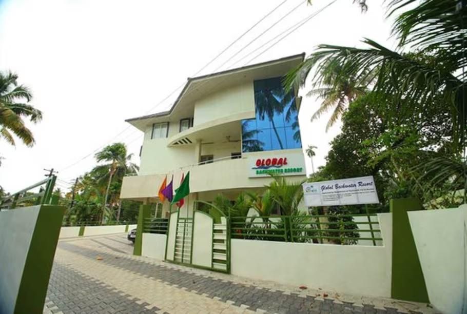 Global Backwaters Resort
