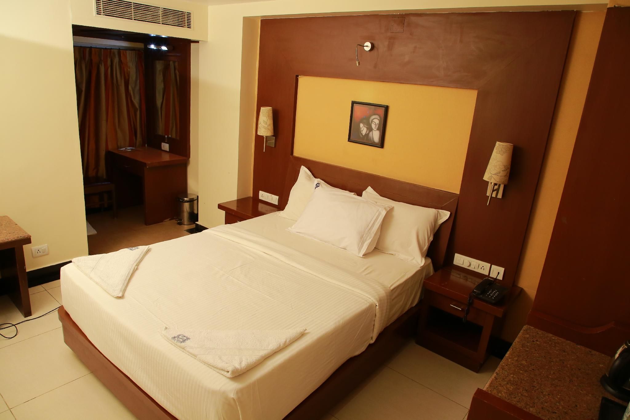 undefined Hotel Shaans 5