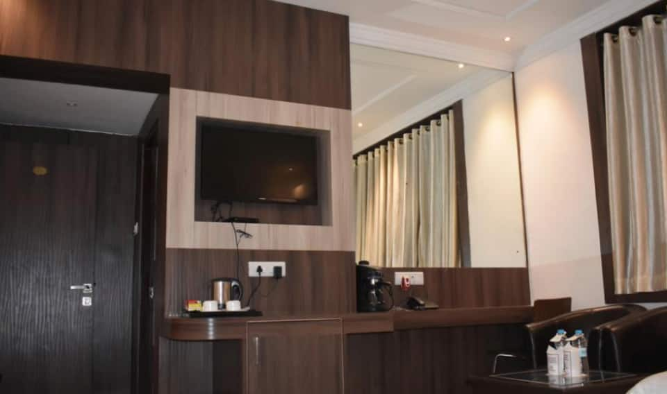 Niranjana Hotel Bodhgaya Deluxe Twin Room 2