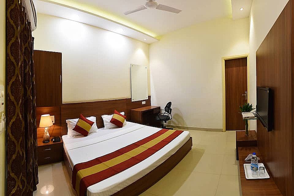 Hotel Palace Deluxe Double Room  5