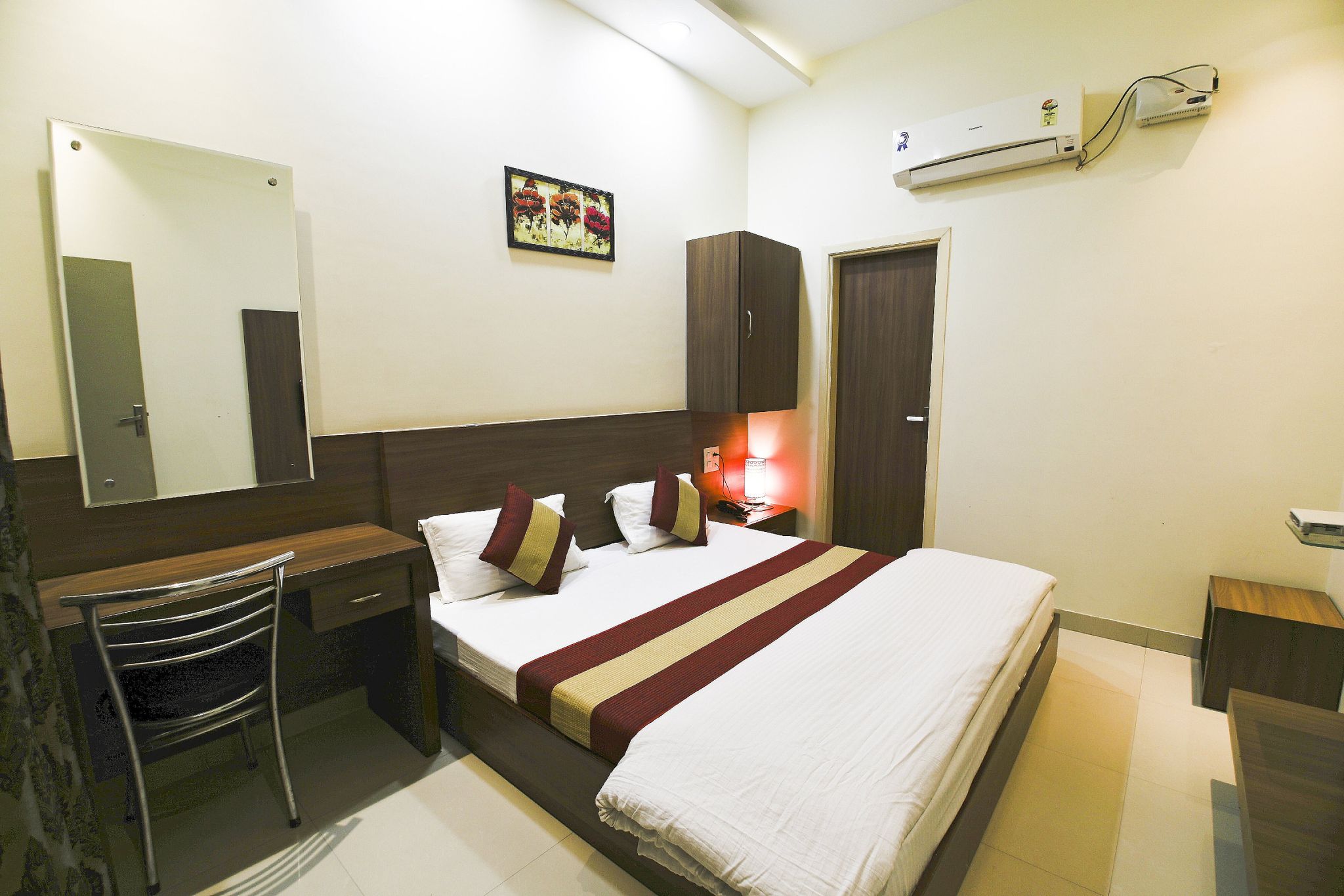 Hotel Palace Deluxe Double Room  4