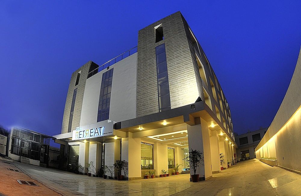 undefined Hotel The Retreat