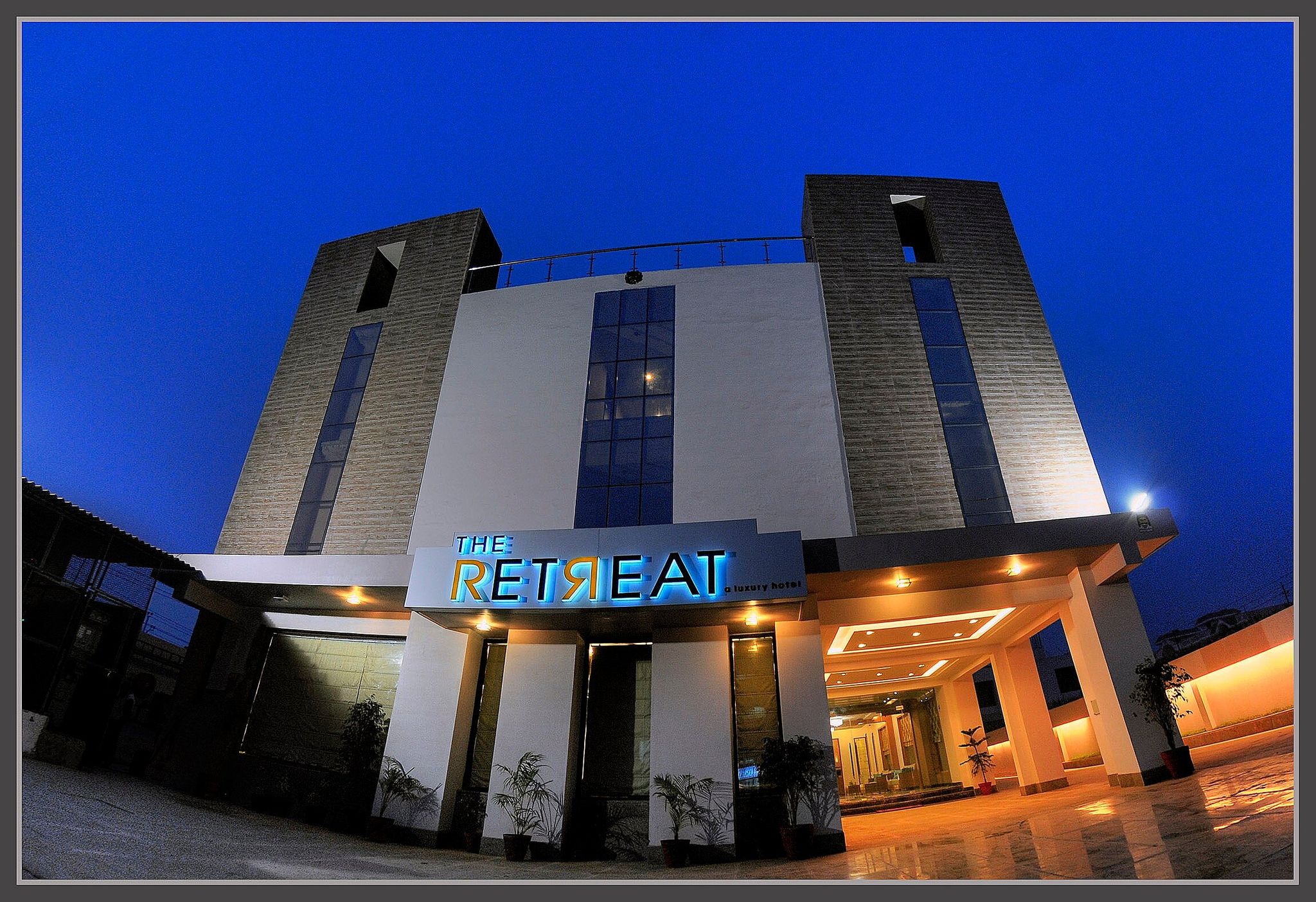 undefined Hotel The Retreat 5