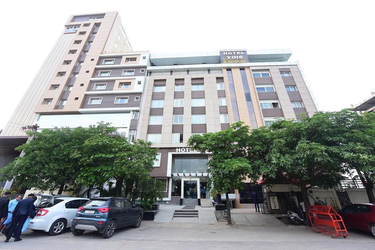 undefined Hotel Yois 9