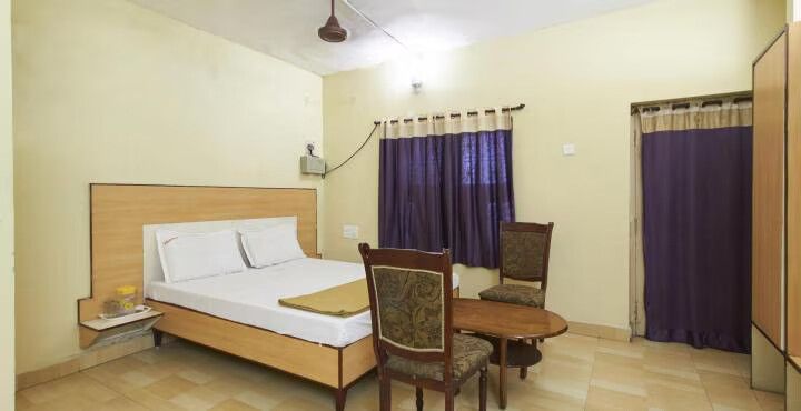 HOTEL PASUPARTHY RESIDENCY 2 Bed Non AC Room 2