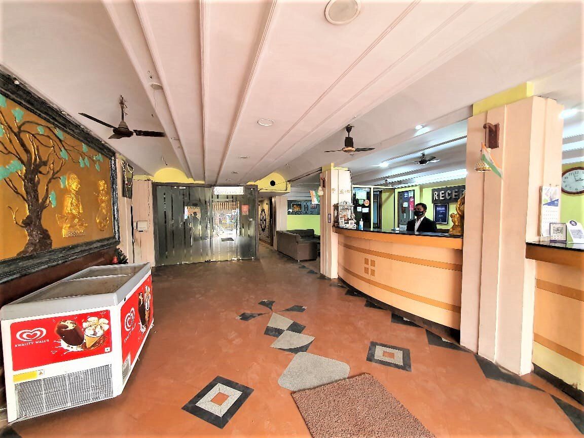 undefined Ajatsatru Hotel 3