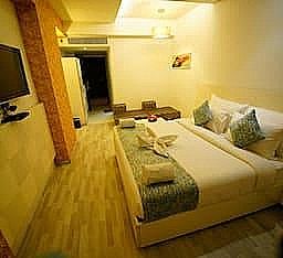 Hotel Vijay Parkinn, Gandhipuram, Coimbatore Deluxe room 2