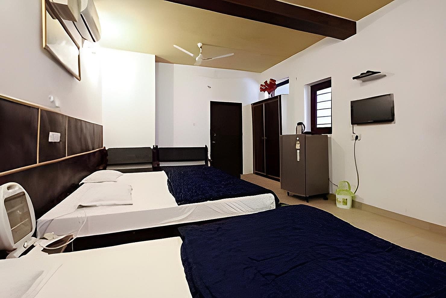 undefined Hotel Host 5