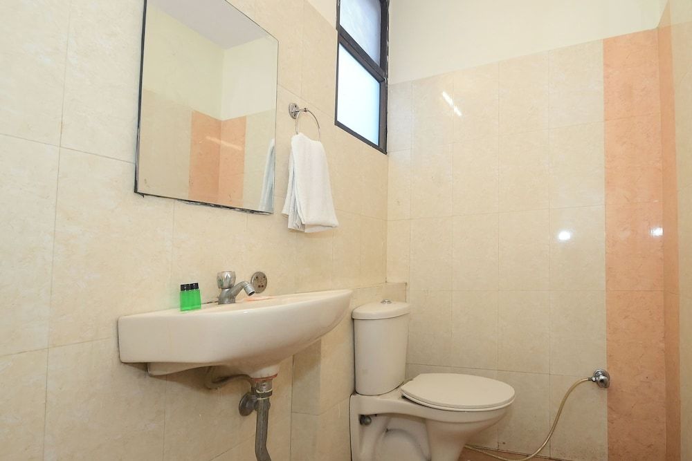 Hotel Ankur Palace Deluxe Room 15