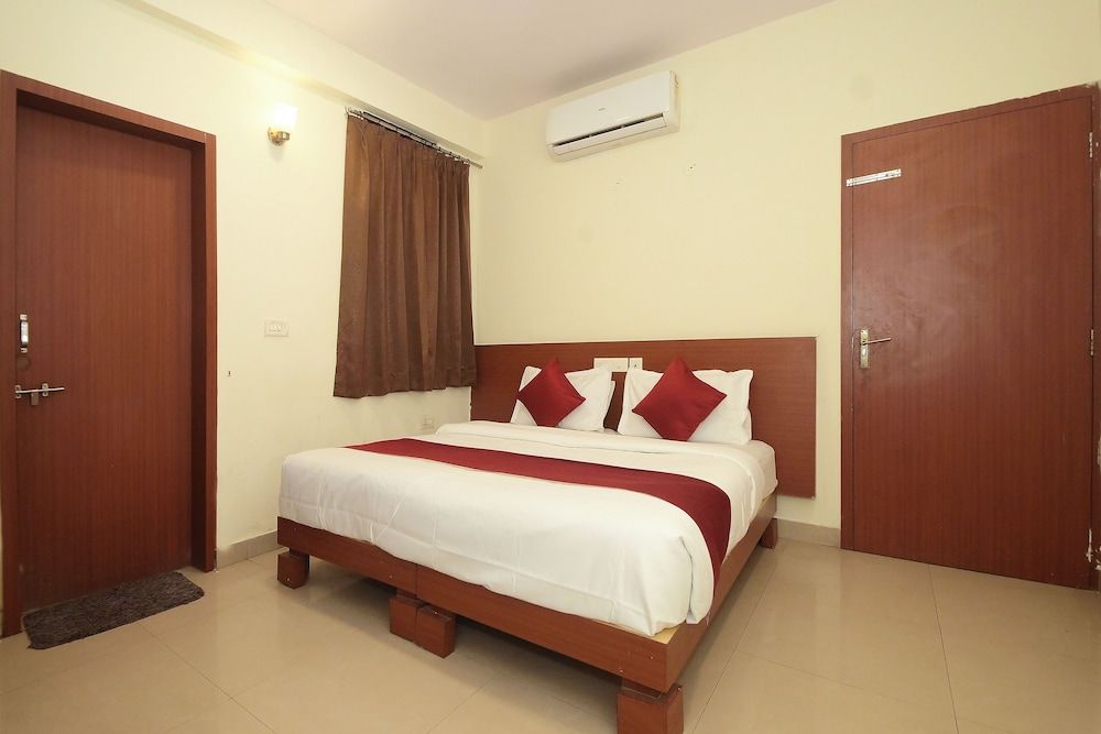 Hotel Ankur Palace Deluxe Room 7