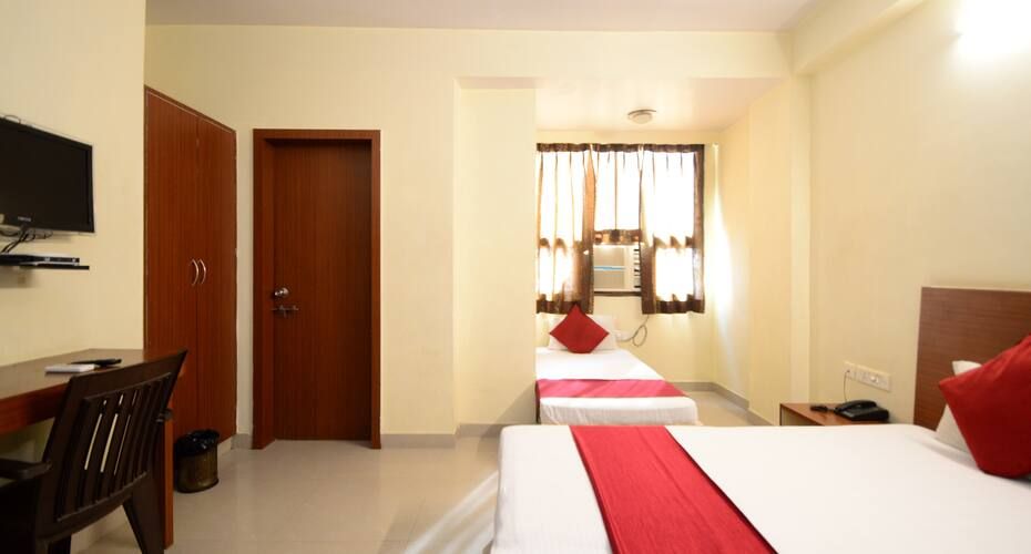 Hotel Ankur Palace Deluxe Room For Three Guest 3