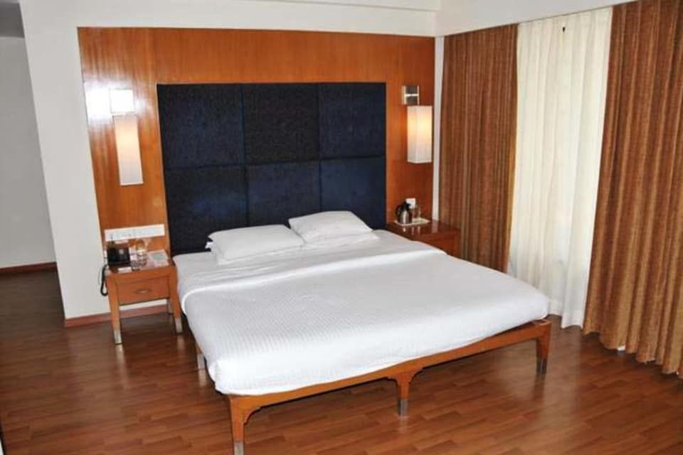 Short Stay from 1 PM to 7 PM