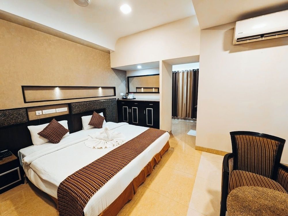 undefined Hotel Southern Residency Kelambakkam 10