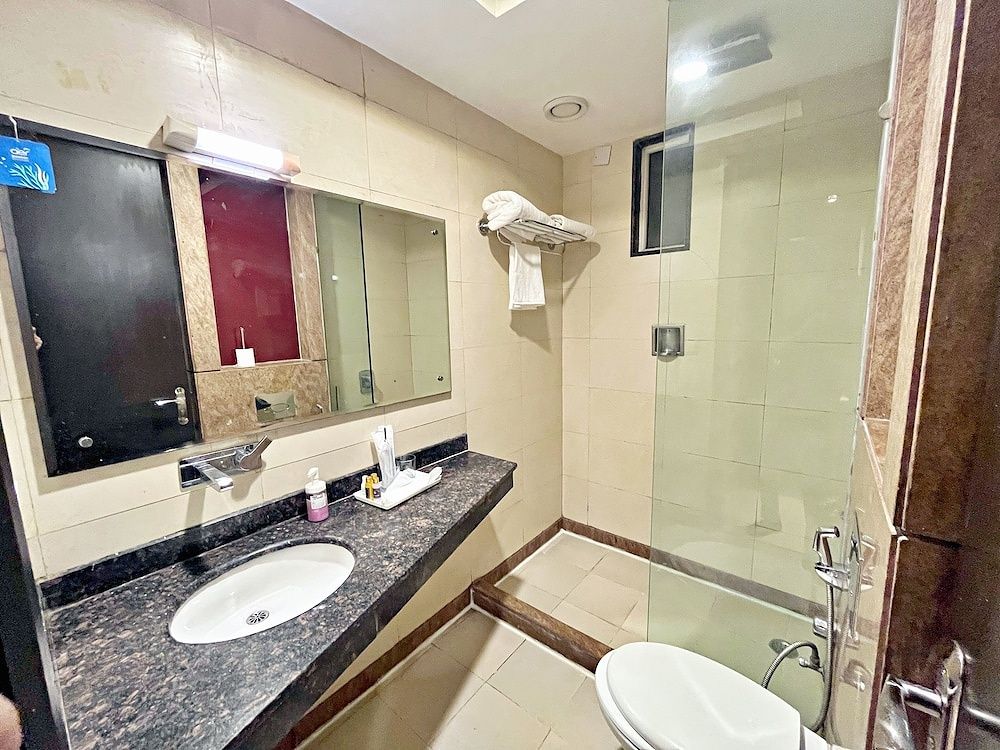 The Grand Orion - Kailash Colony Deluxe Double or Twin Room, City View 33