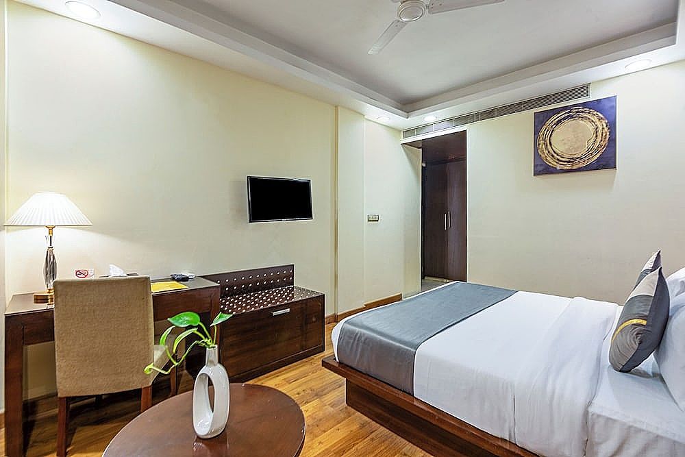 The Grand Orion - Kailash Colony Deluxe Double or Twin Room, City View 27