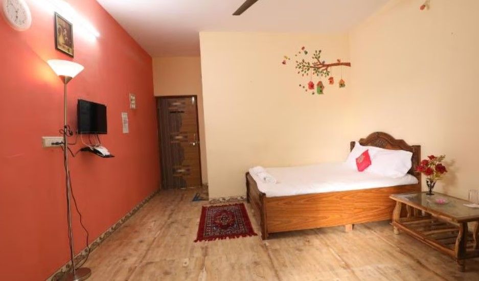 AC Deluxe Double Room