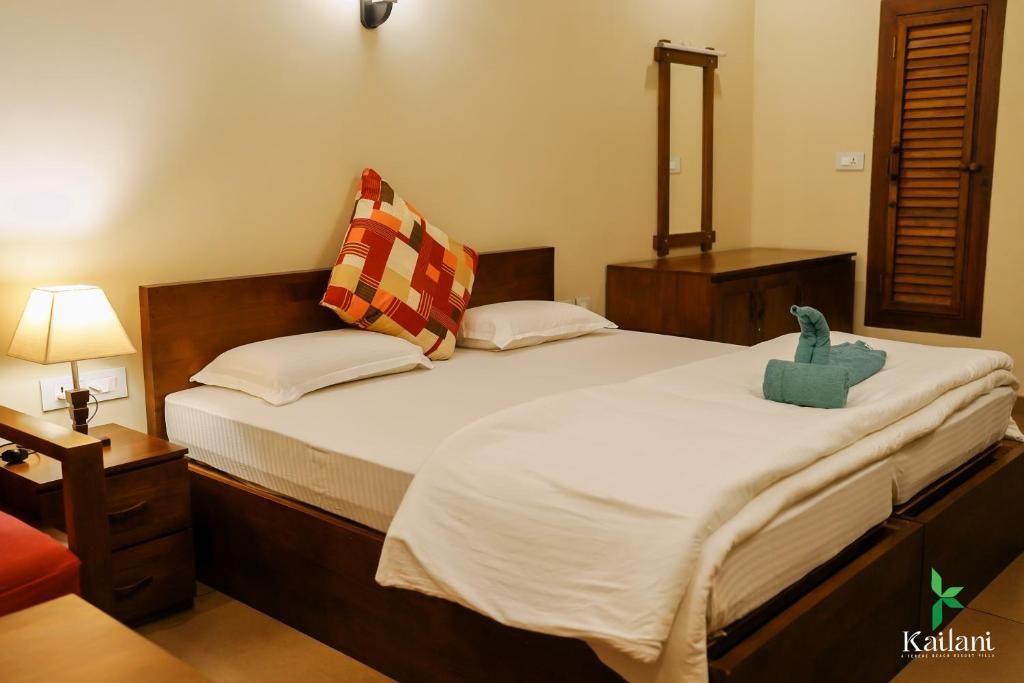 Deluxe Double Room with Balcony and Sea View