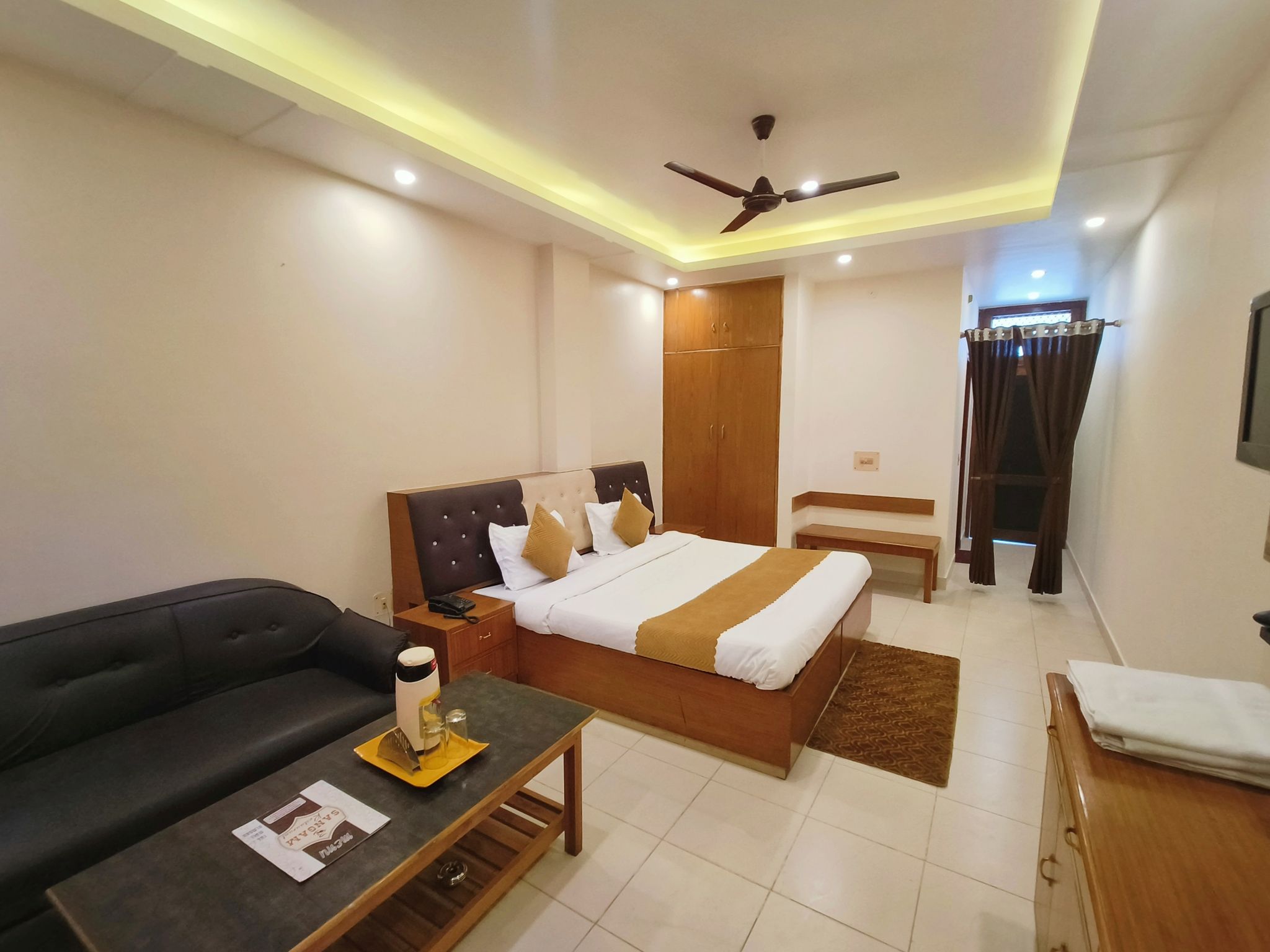 Super Executive Room