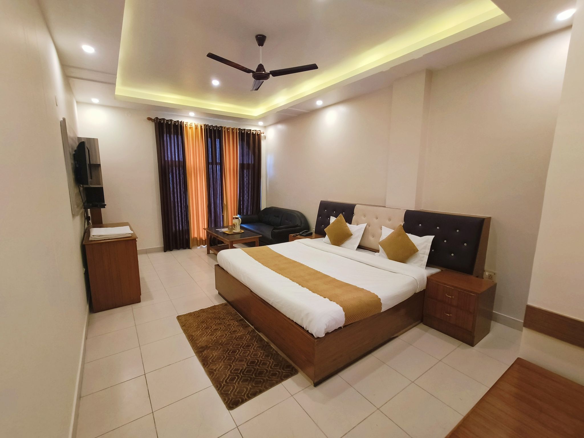 Super Executive Room