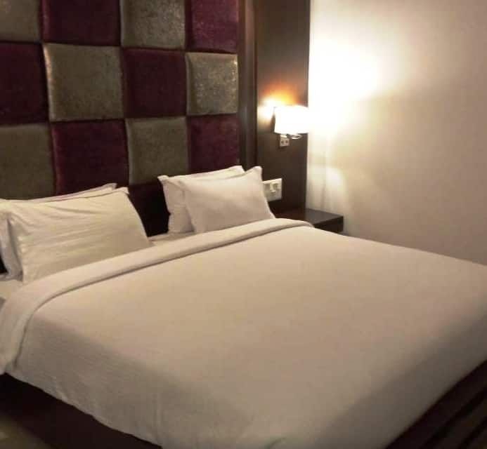 undefined Hotel Mehfil Inn 9