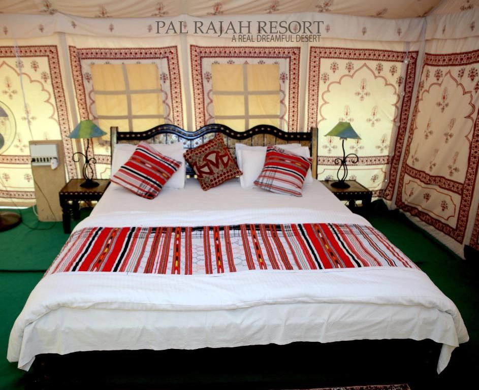 Pal Rajah Resort Deluxe Tent 5