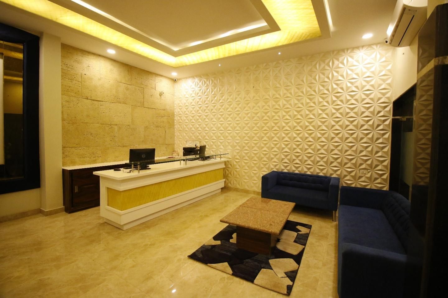 undefined Hotel Himalaya Park 2