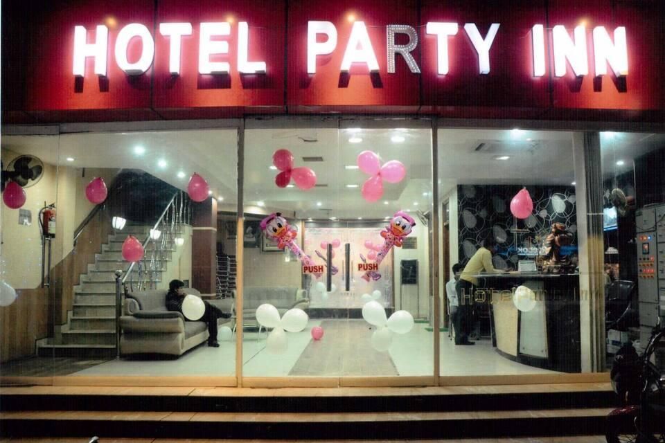 undefined Hotel Party Inn 7