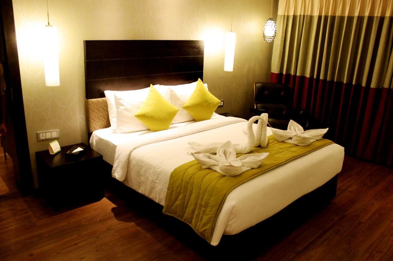 Hycinth Hotels Deluxe Room