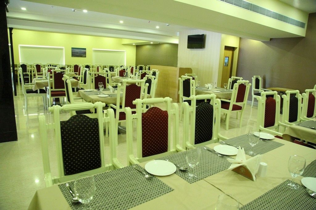 Raj Park - Hill View Superior Double or Twin Room 2
