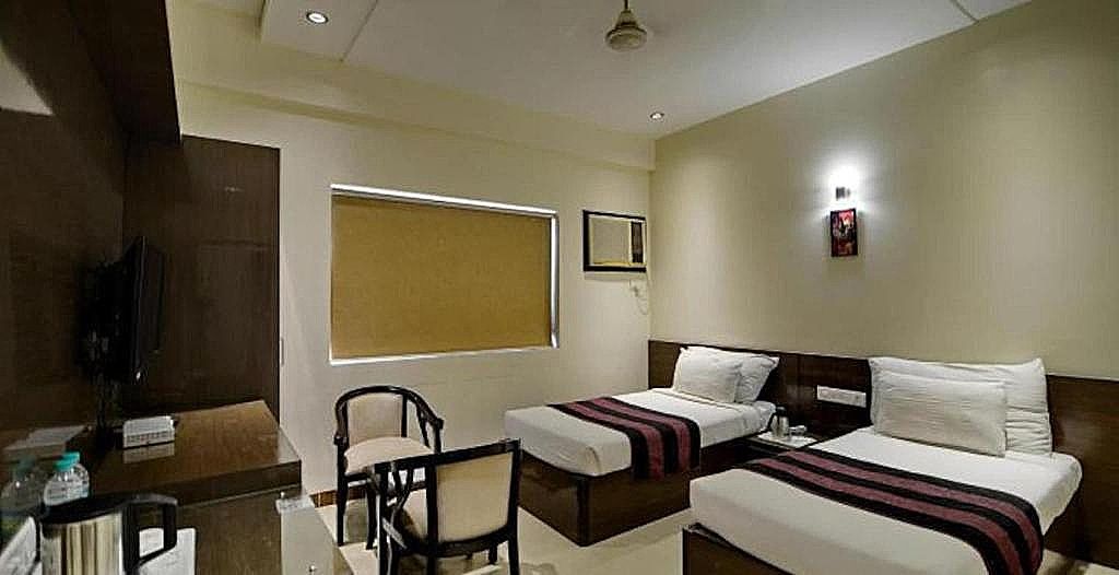 Hotel Karan Vilas Deluxe Double or Twin Room 2