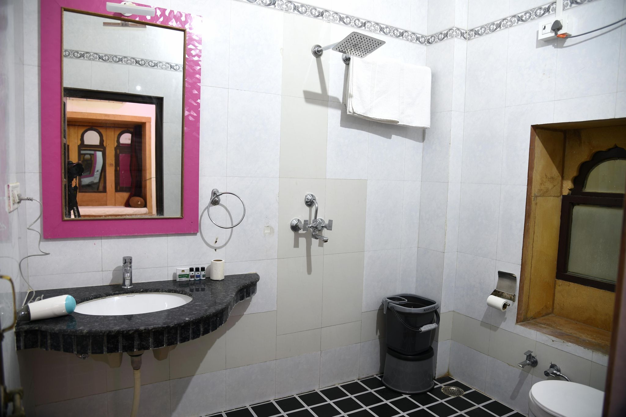 Hotel Marina Mahal with Swimming Pool Deluxe Room 12