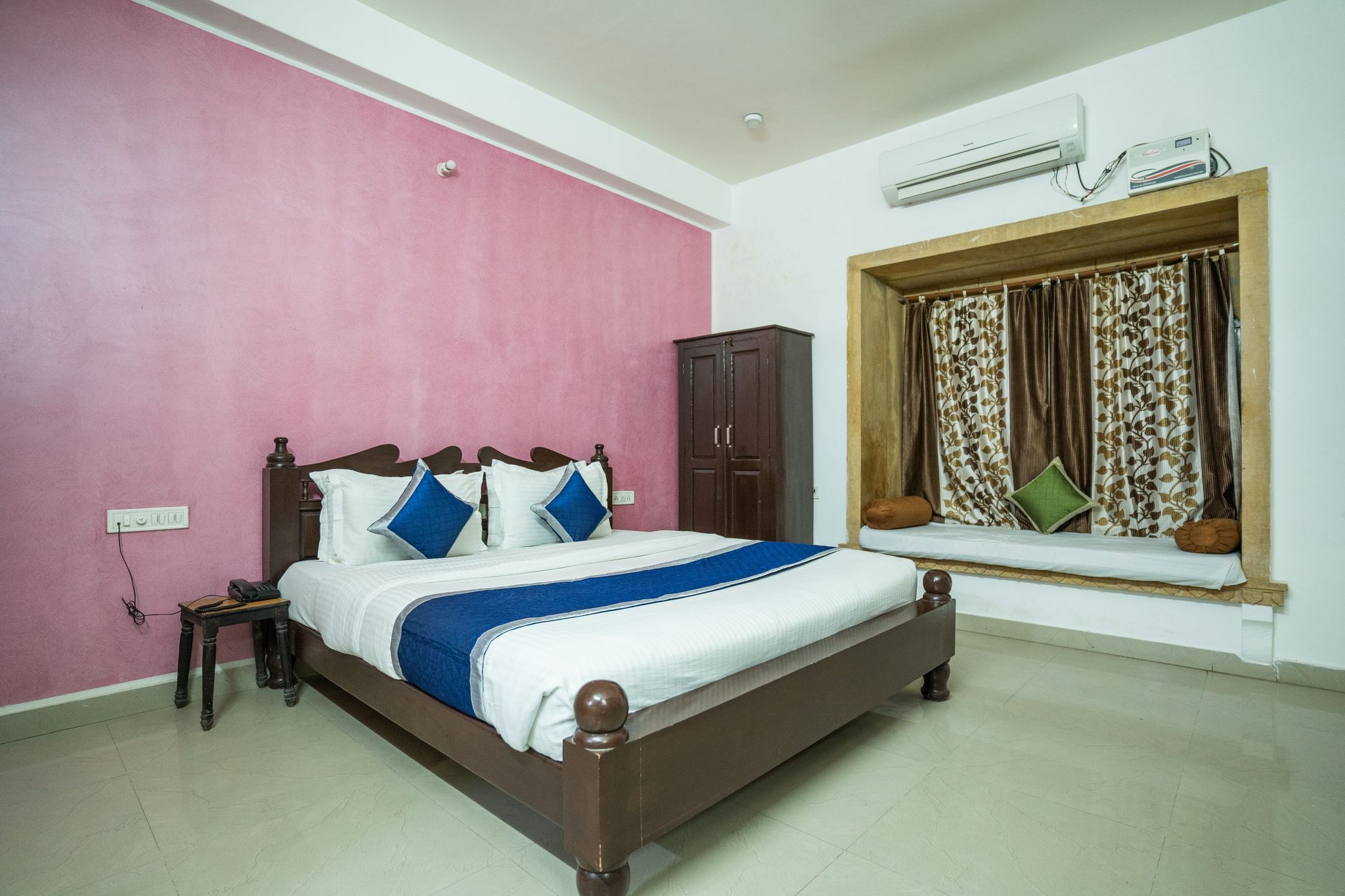Hotel Marina Mahal with Swimming Pool Deluxe Room 3