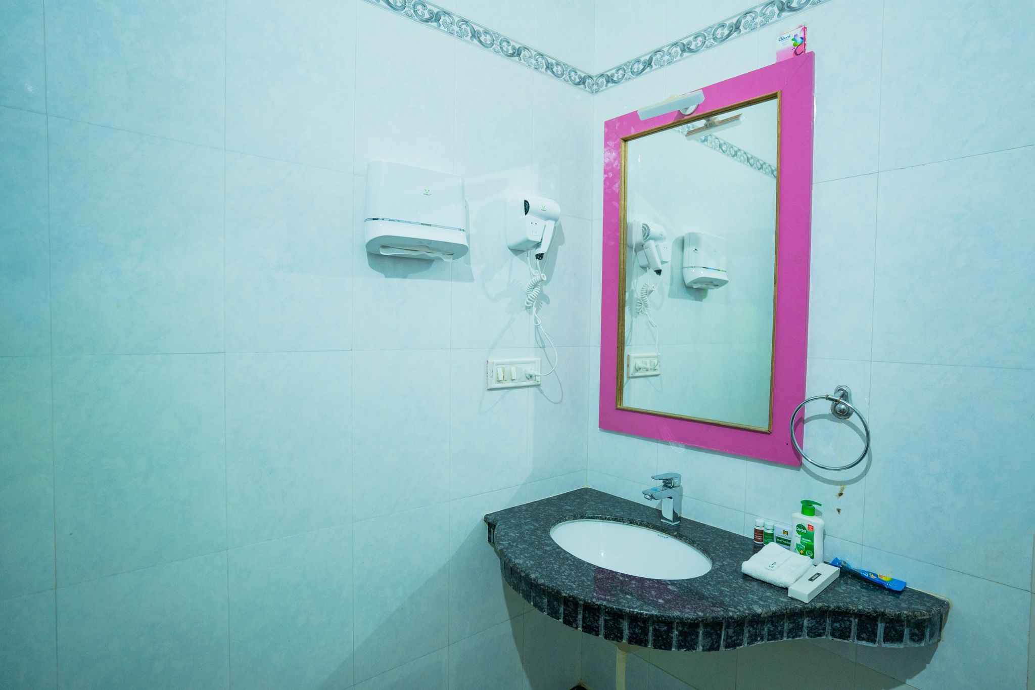 Hotel Marina Mahal with Swimming Pool Deluxe Room 10