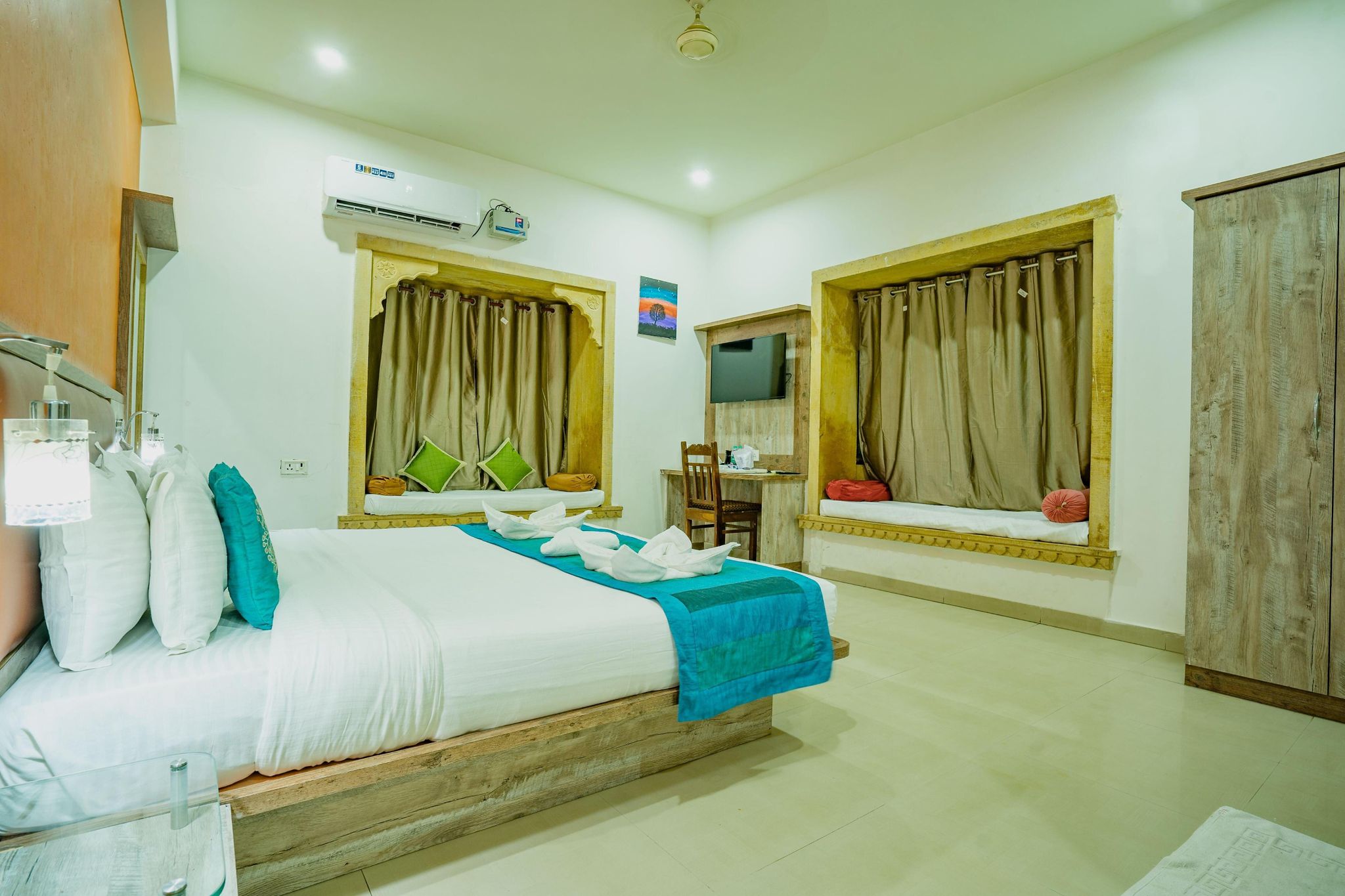 Super Deluxe Room